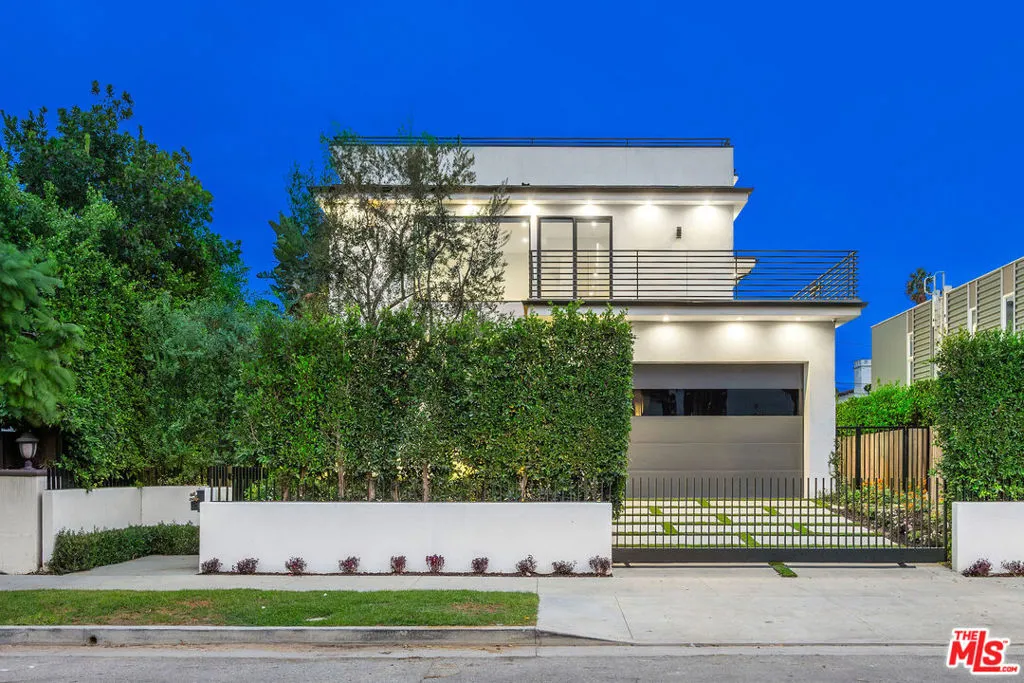 444 N Laurel Avenue, Los Angeles, California 90048 home-pic-51